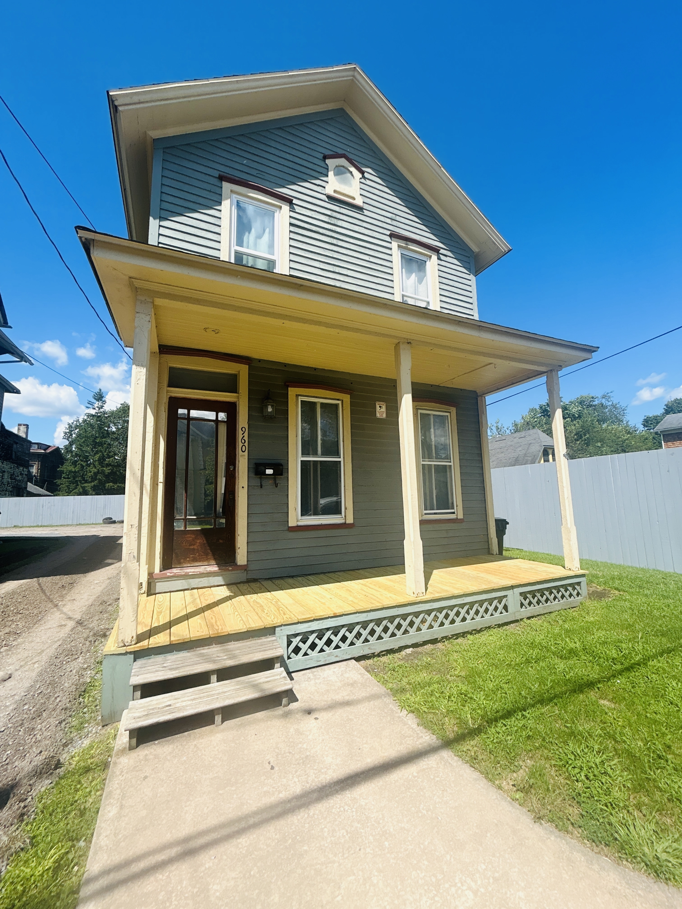 960 Vine Avenue - Whole House